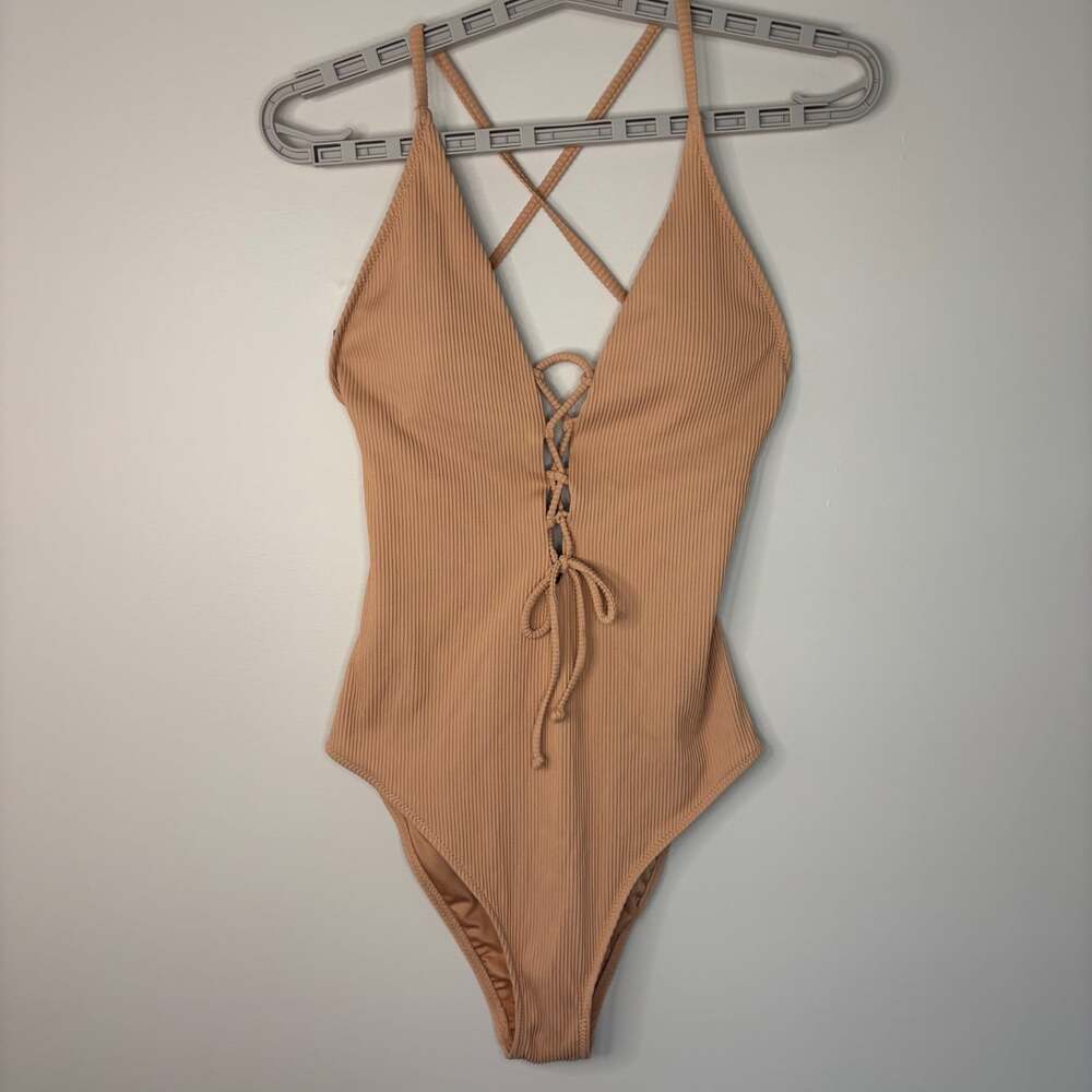 Cupshe NEW v-neck plunge ribbed lace-up front swimsuit womens M tan